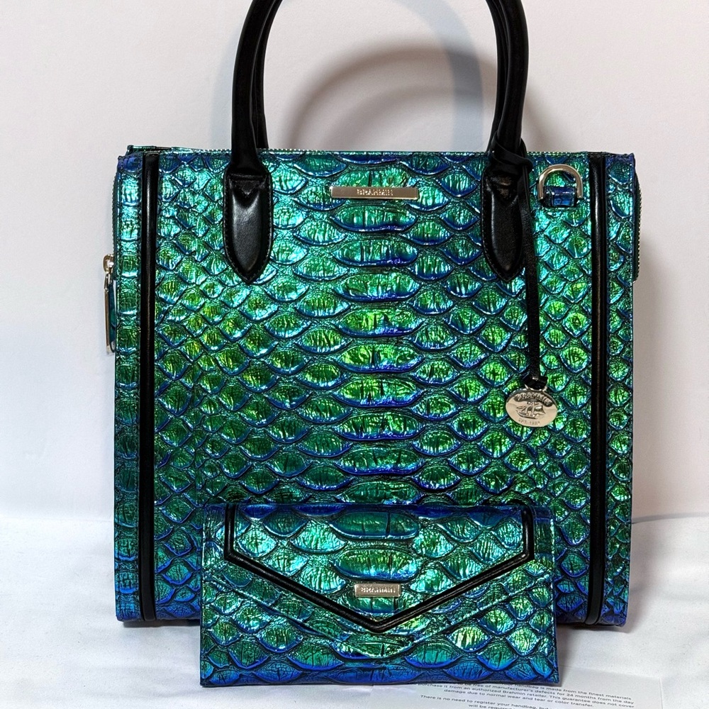 Brahmin Caroline and Veronica Wallet in Emerald Lulia NWT